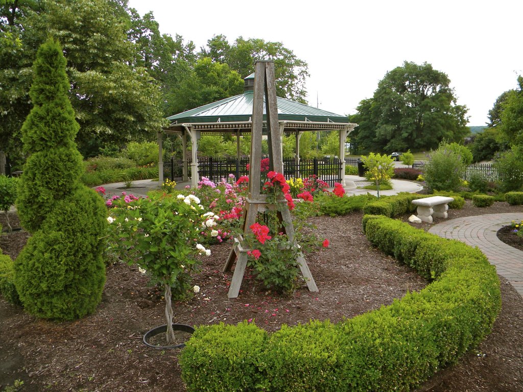 Riverside International Friendship Garden Explore La Crosse